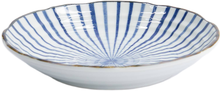 Load image into Gallery viewer, Tokyo Design Studio: Natsu Tokusa Plate - Blue (22cm)